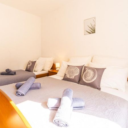 Apartment And Room Bacic 메타이나 객실 사진