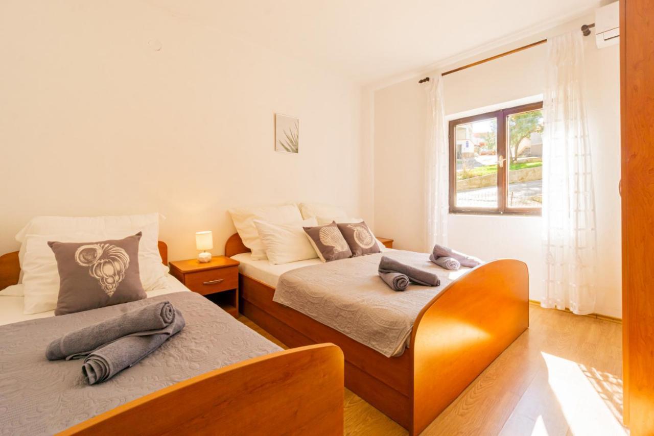 Apartment And Room Bacic 메타이나 외부 사진